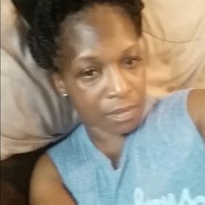 Meet your Posher, Sherell